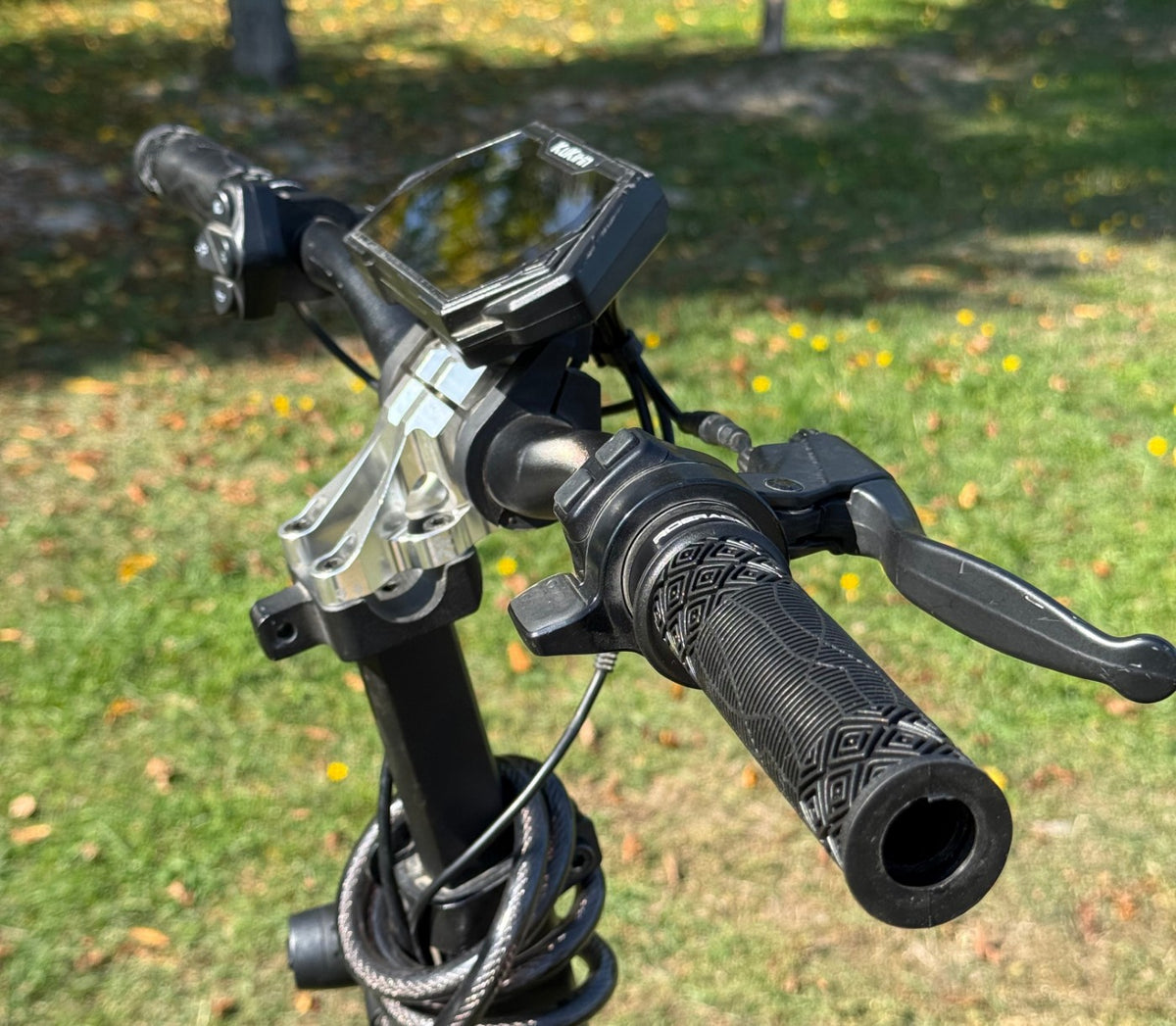 GRIPS — Black