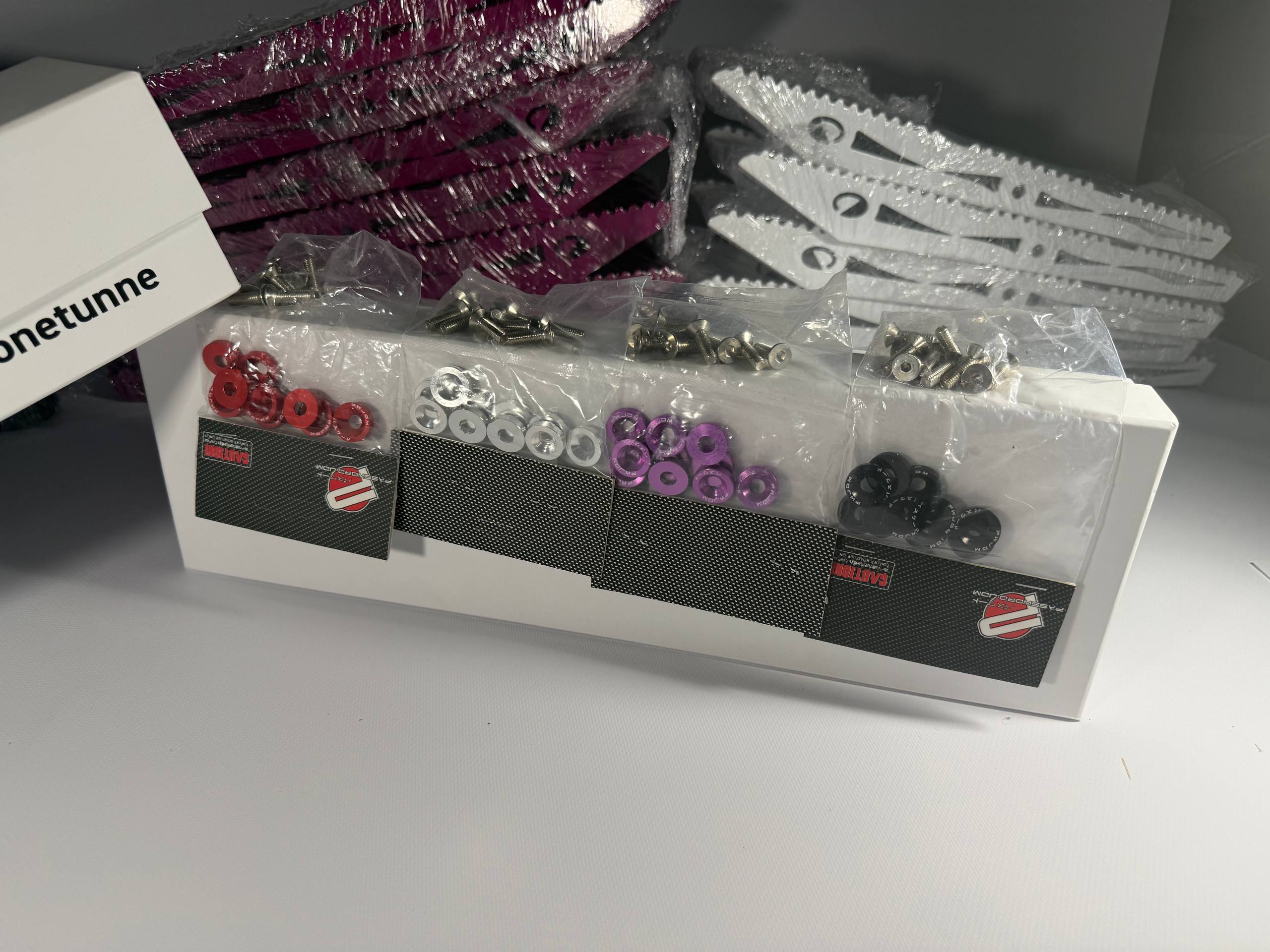 DECORATIVE WASHERS FOR SCREWS